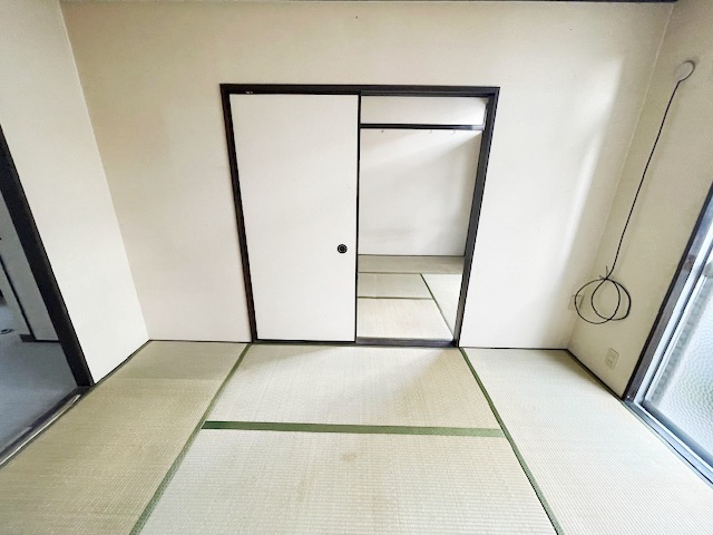 ハイム由美　102号室